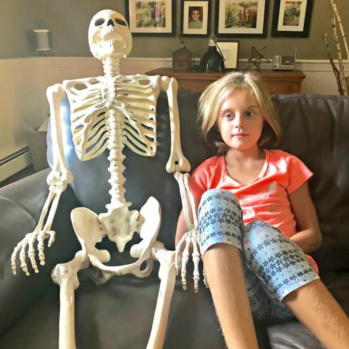 How to Sneak in Learning and Have Fun with CuriosityStream | My Little Poppies