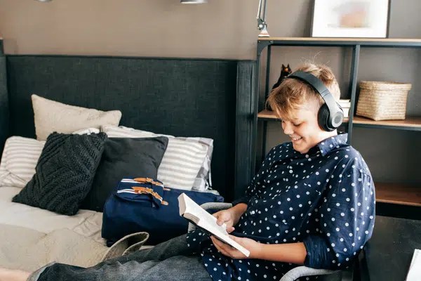 Six Best Tips For Choosing Books For Tweens and Teens